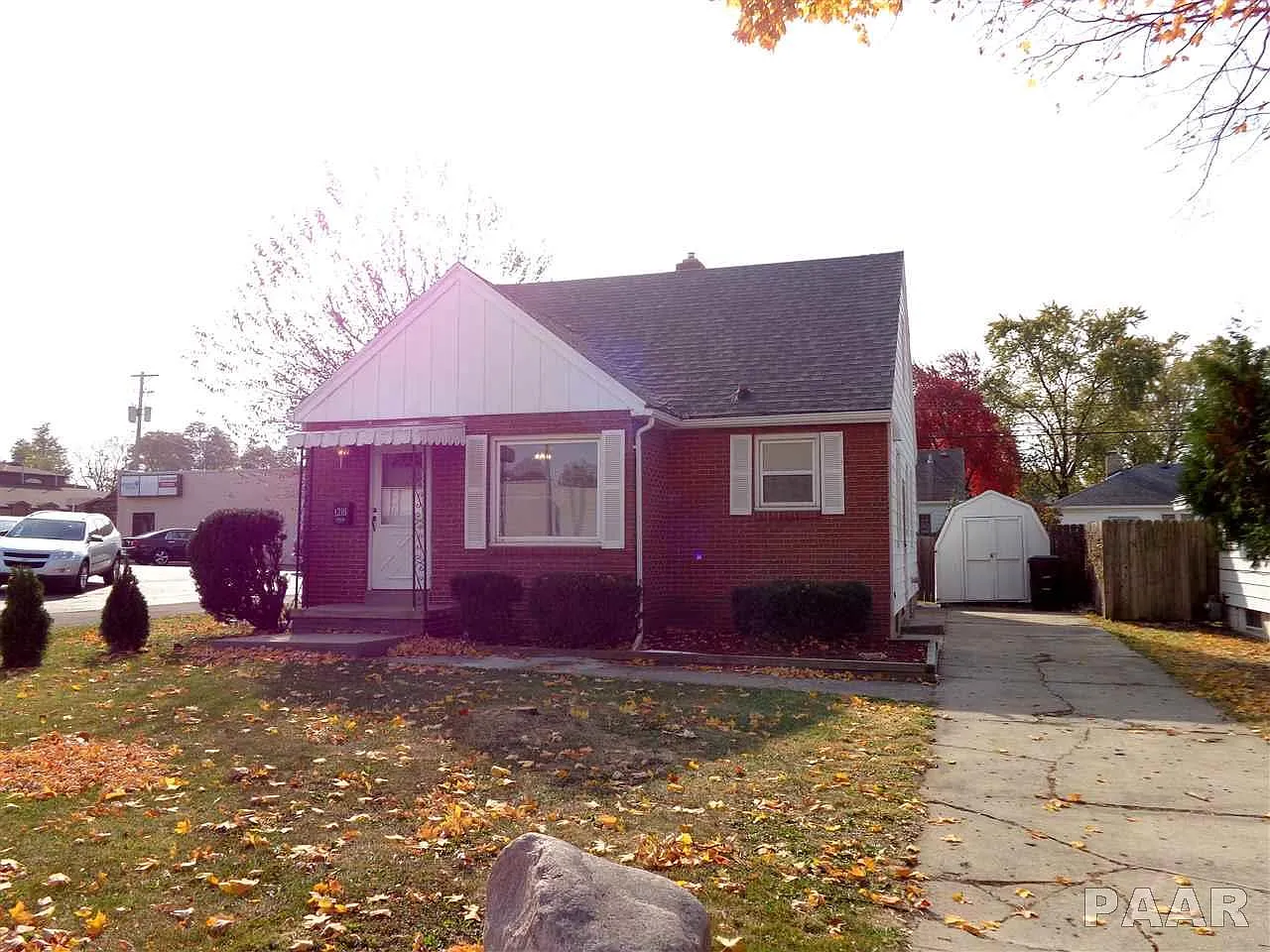 1218 E Tripp Ave photo 1