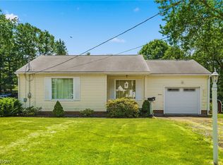 9864 Louisville St NE, Louisville, OH 44641