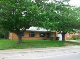 1626 SW 3rd St, Grand Prairie, TX 75051