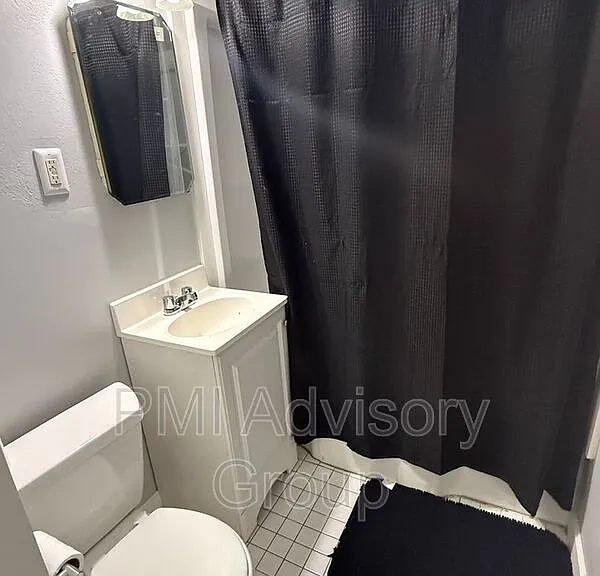 608 SW Medford Ave — Photo 9