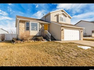 3755 S Stable Bay Dr, Magna, UT 84044