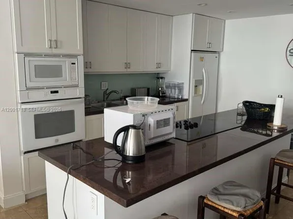 121 Crandon Blvd APT 462, Key Biscayne, FL 33149