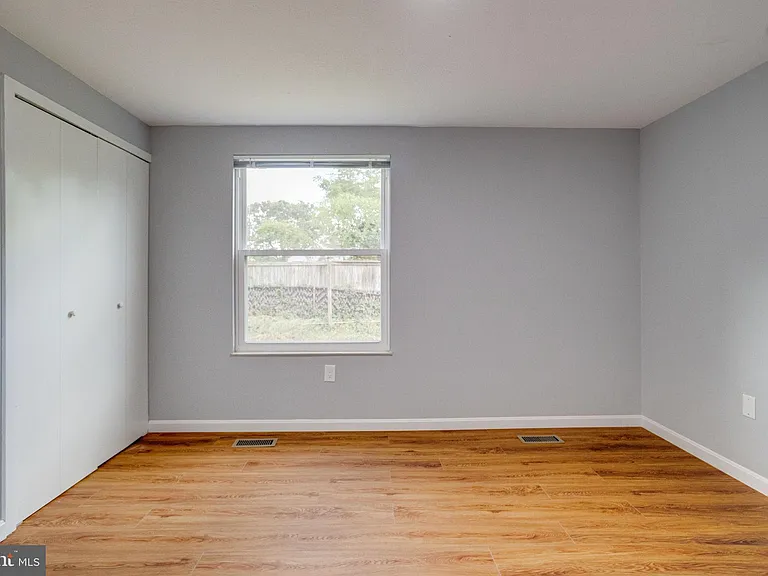 1359 Raleigh Dr — Photo 19