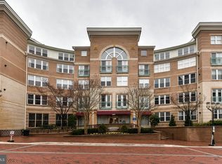 12001 Market St APT 253, Reston, VA 20190
