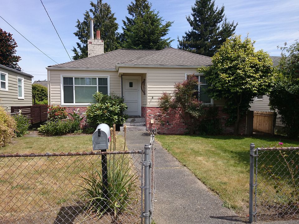 2nd image of 7542 18th Ave NW
