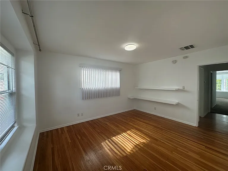 12811 Cumpston St — Photo 18