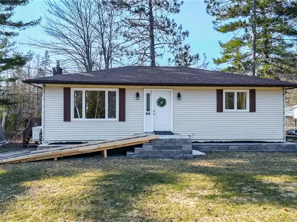22 Mast Rd, Gladstone, NB E5L 1L8