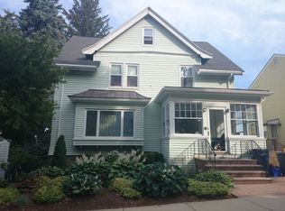 35 Maxfield St, West Roxbury, MA 02132