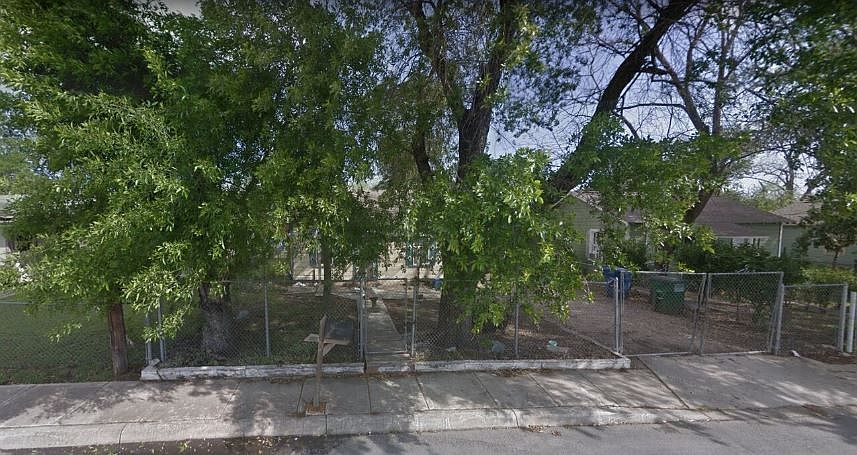 1st image of 615 W Harlan Ave