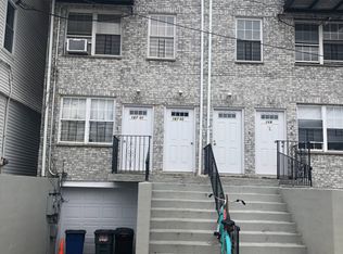 167 Beach 96 St, Far Rockaway, NY