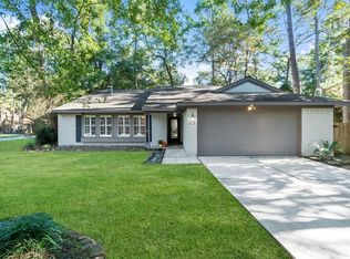 38 N Cypress Pine Dr, Spring, TX 77381