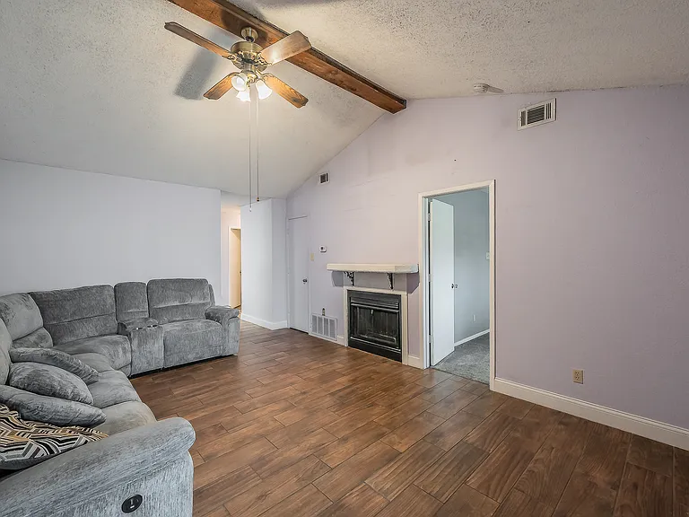 5003 Maryanna Way #D — Photo 5