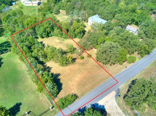 Gary Dr, Tulsa, OK 74131