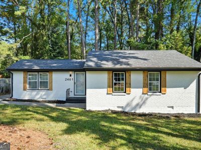 2461 Old Colony Rd, East Pt, GA, 30344