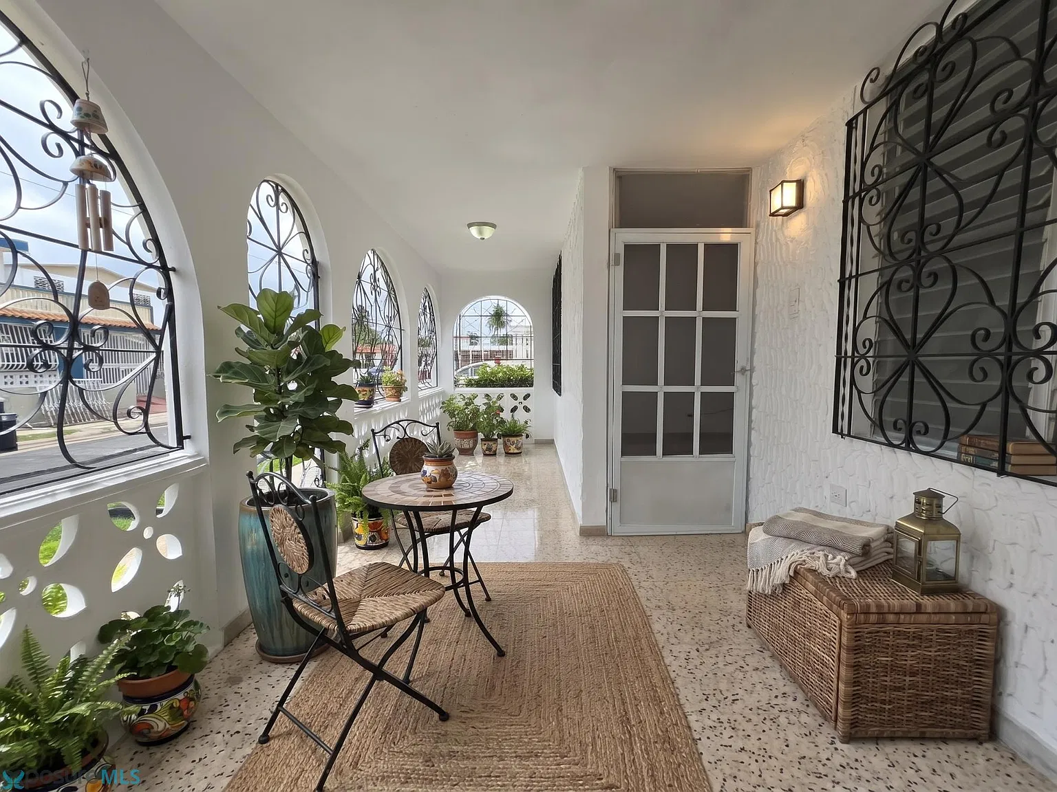 4 bed, 2.0 bath, 1382 sqft, $1,500 — Photo 3