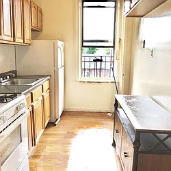 Rented by Uptown Flats LLC