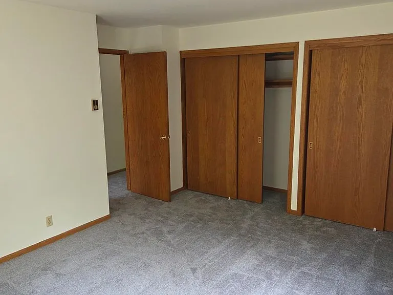 1384 Meadowcreek Dr — Photo 6