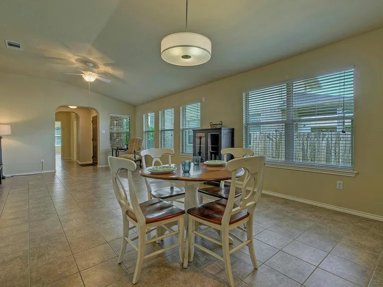 3501 Savage Springs Dr — Photo 7