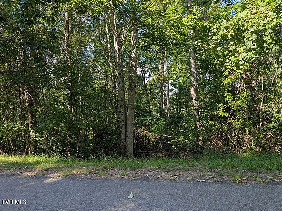 4th image of Deer Creek Xing