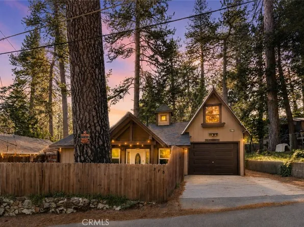 373 Redwood Ln, Crestline, CA 92325