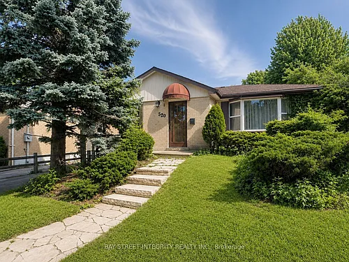 520 Lynett Cres Photo 1