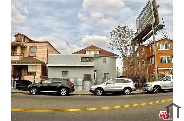 Building Photo - 965 W Vernon Ave #A