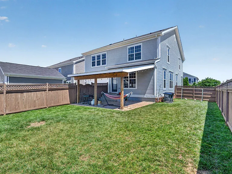 980 Basswood Dr — Photo 55