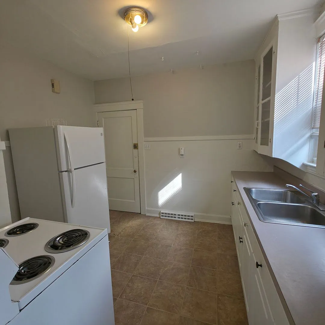 fs1363 Cranford Ave — Photo 3