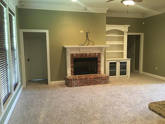 4th image of 305 Antietam Dr