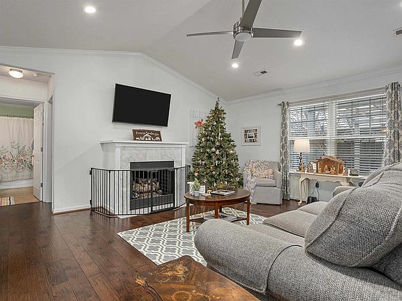 5th image of 603 Aurora Ct