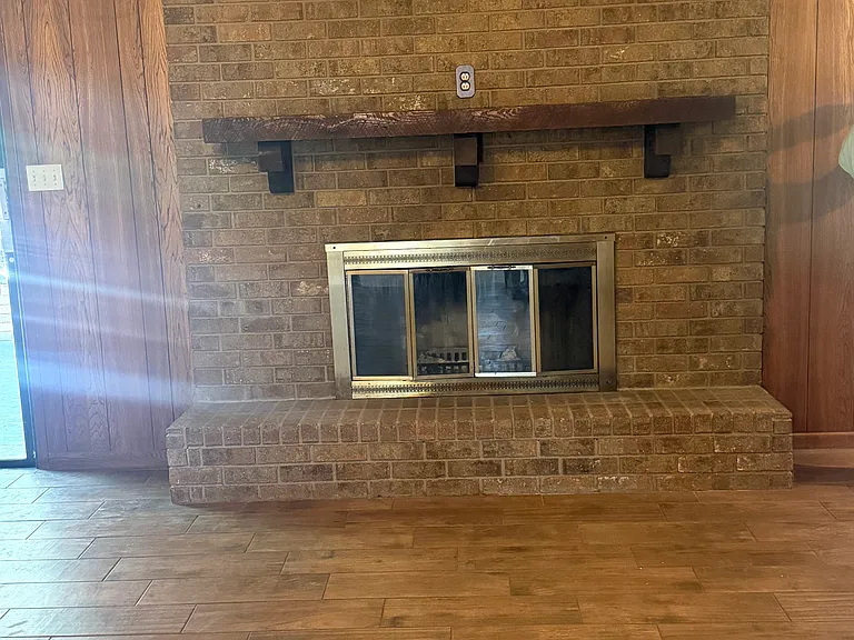 607 Estes Dr — Photo 12