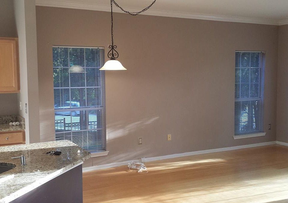 Kitchen & Breakfast Nook