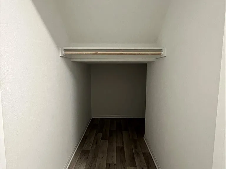 7668 Loftwood Ave — Photo 11