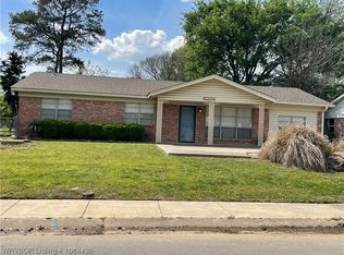 8224 Cypress Ave, Fort Smith, AR 72908