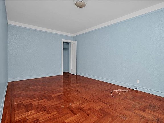3rd image of 1610 Avenue S #H