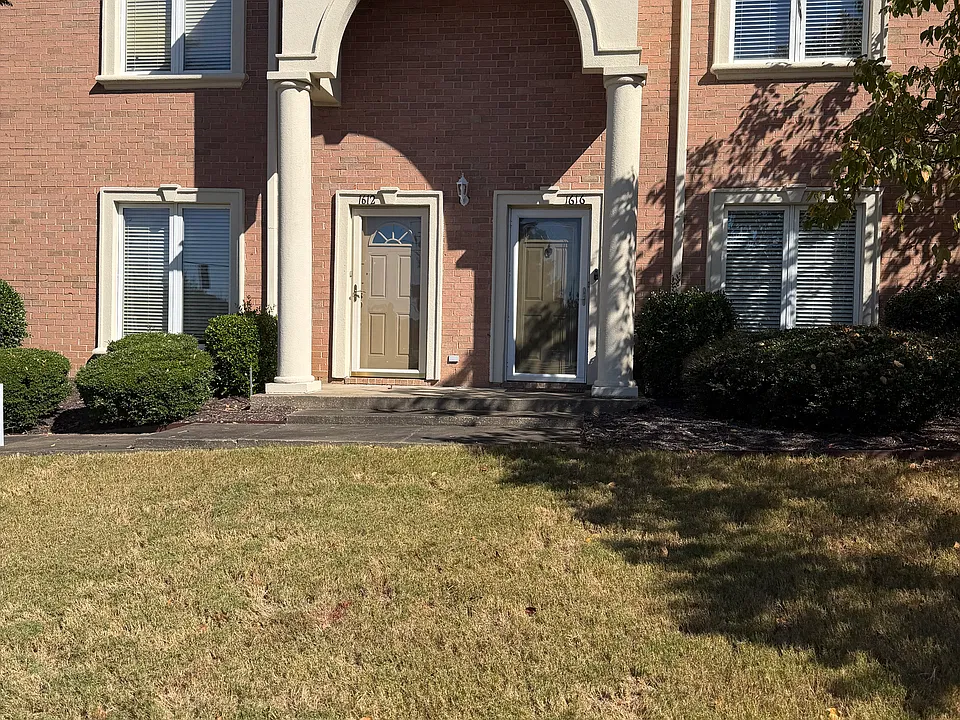1612 Kirby Pkwy