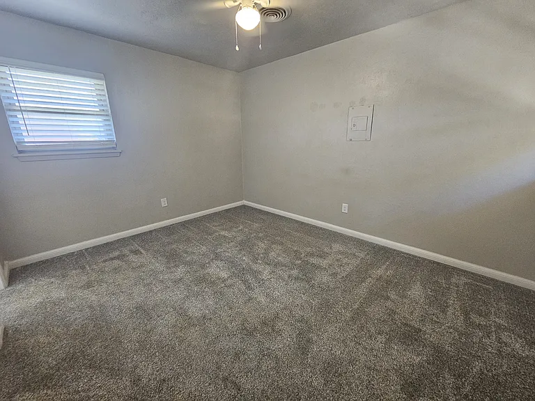 5314 NW Glenn Ave — Photo 11