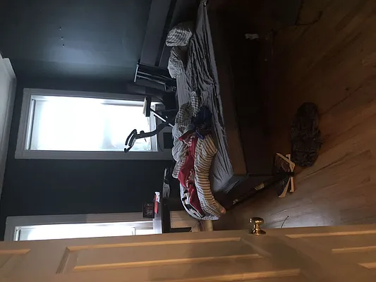 Rented by Standard Living Realty Inc | media 20