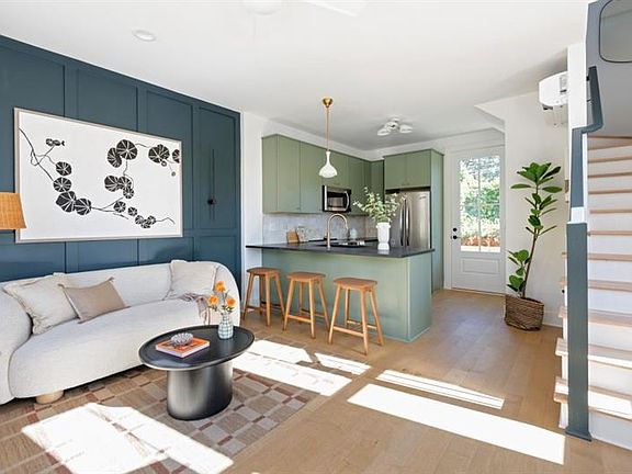 4th image of 1160 Boulevard Se #3