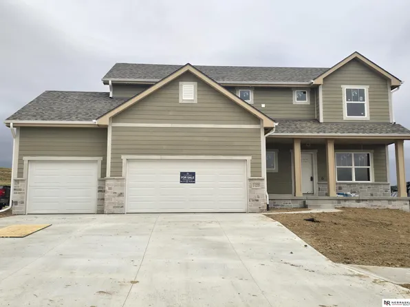 11105 N 162nd Cir, Bennington, NE 68007