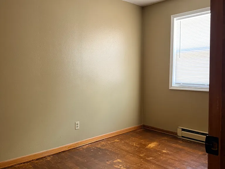 808 K St #4 — Photo 10
