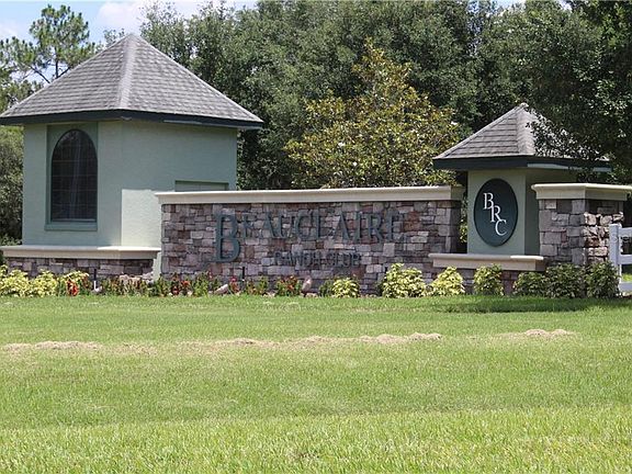 3rd image of Trotting Horse Ln
