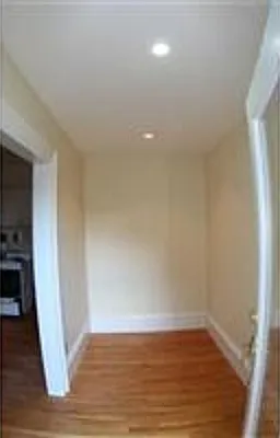 556 Columbus Ave #1R — Photo 1