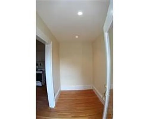 556 Columbus Ave #1R Photo 1