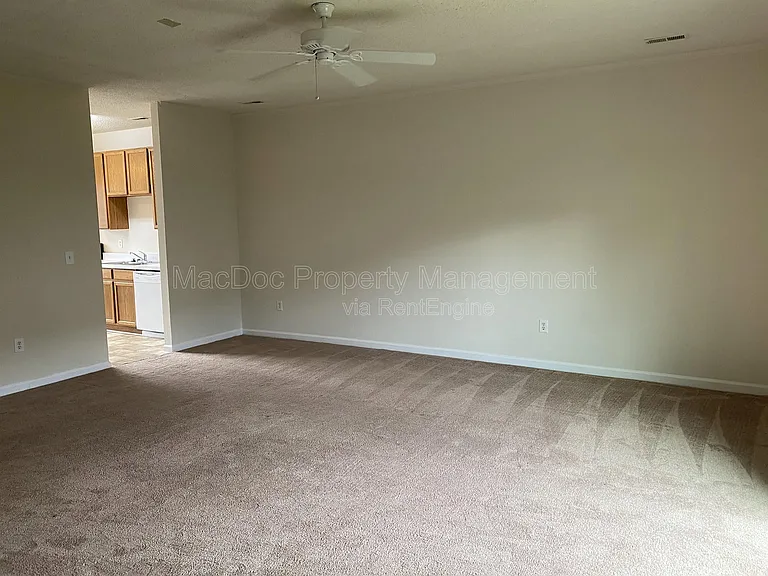 2909 Broyhill Ct — Photo 9