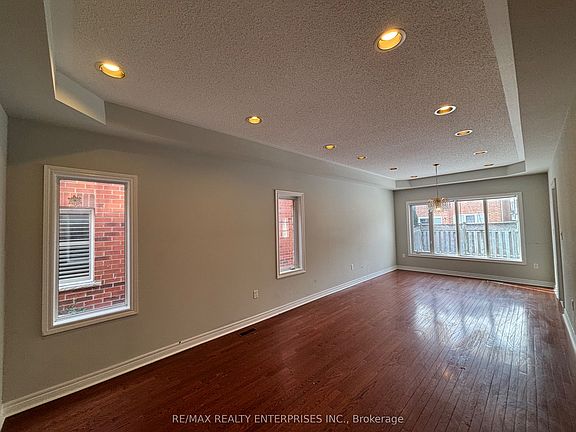 5th image of 5914 Long Valley Rd