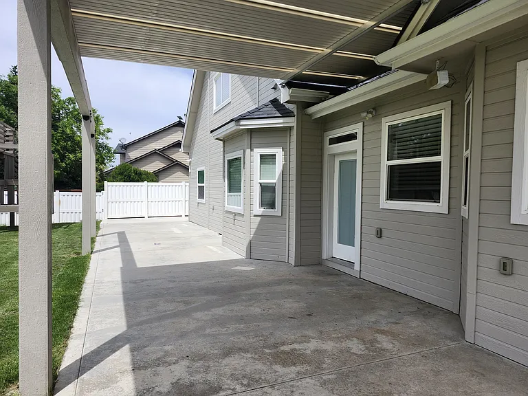 2801 S Tagish Way — Photo 6