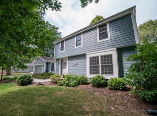 W160N10139 Cherokee Ct, Germantown, WI 53022