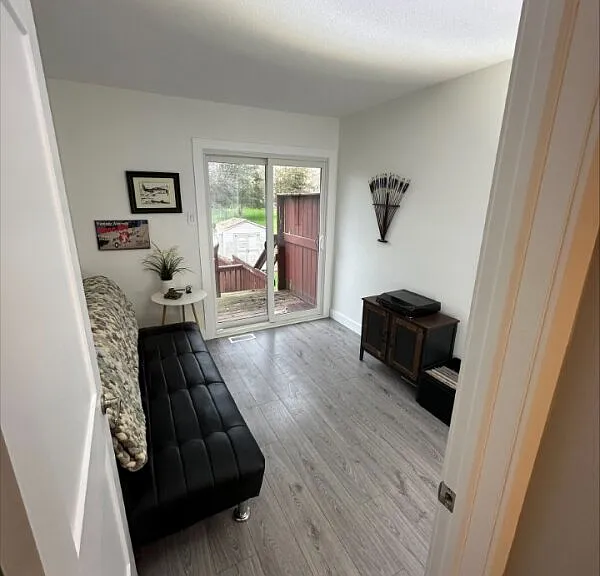 923 Purcell Cres #HOUSE — Photo 14