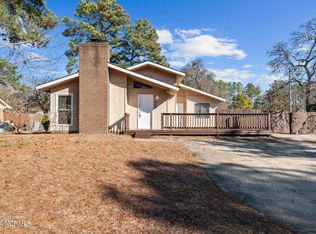 710 Carnegie Dr, Fayetteville, NC 28311
